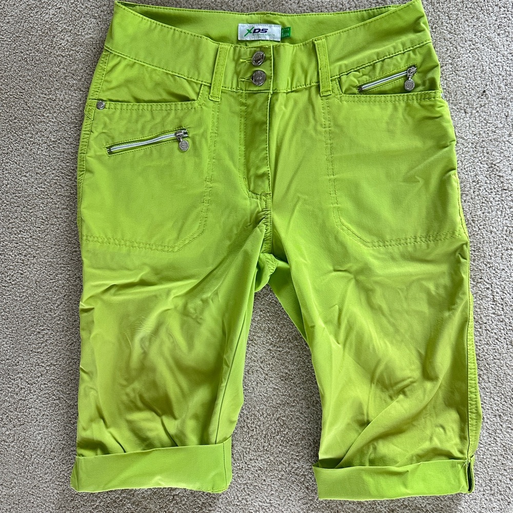 XDS by Daily Sports capris